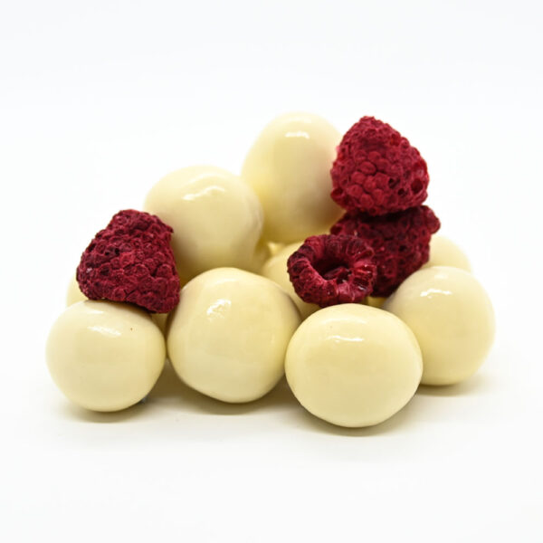 Dorri - White Chocolate Dried Raspberries